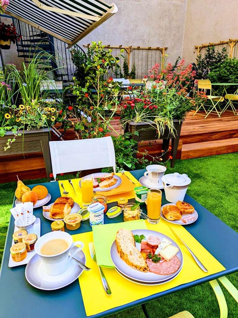 Hotel Arverna Vichy - Clt'Hotel Ngoại thất bức ảnh