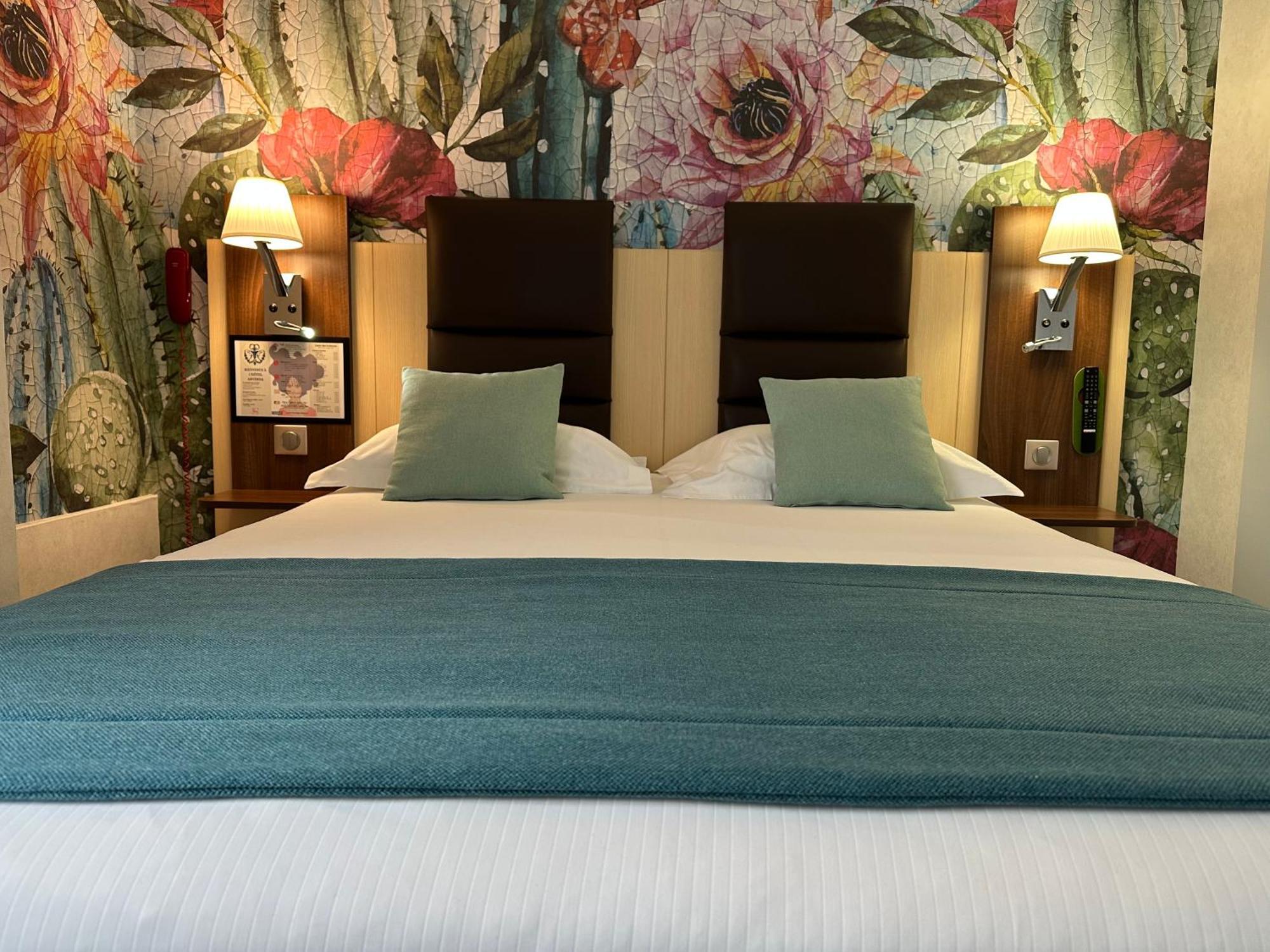 Hotel Arverna Vichy - Clt'Hotel Ngoại thất bức ảnh