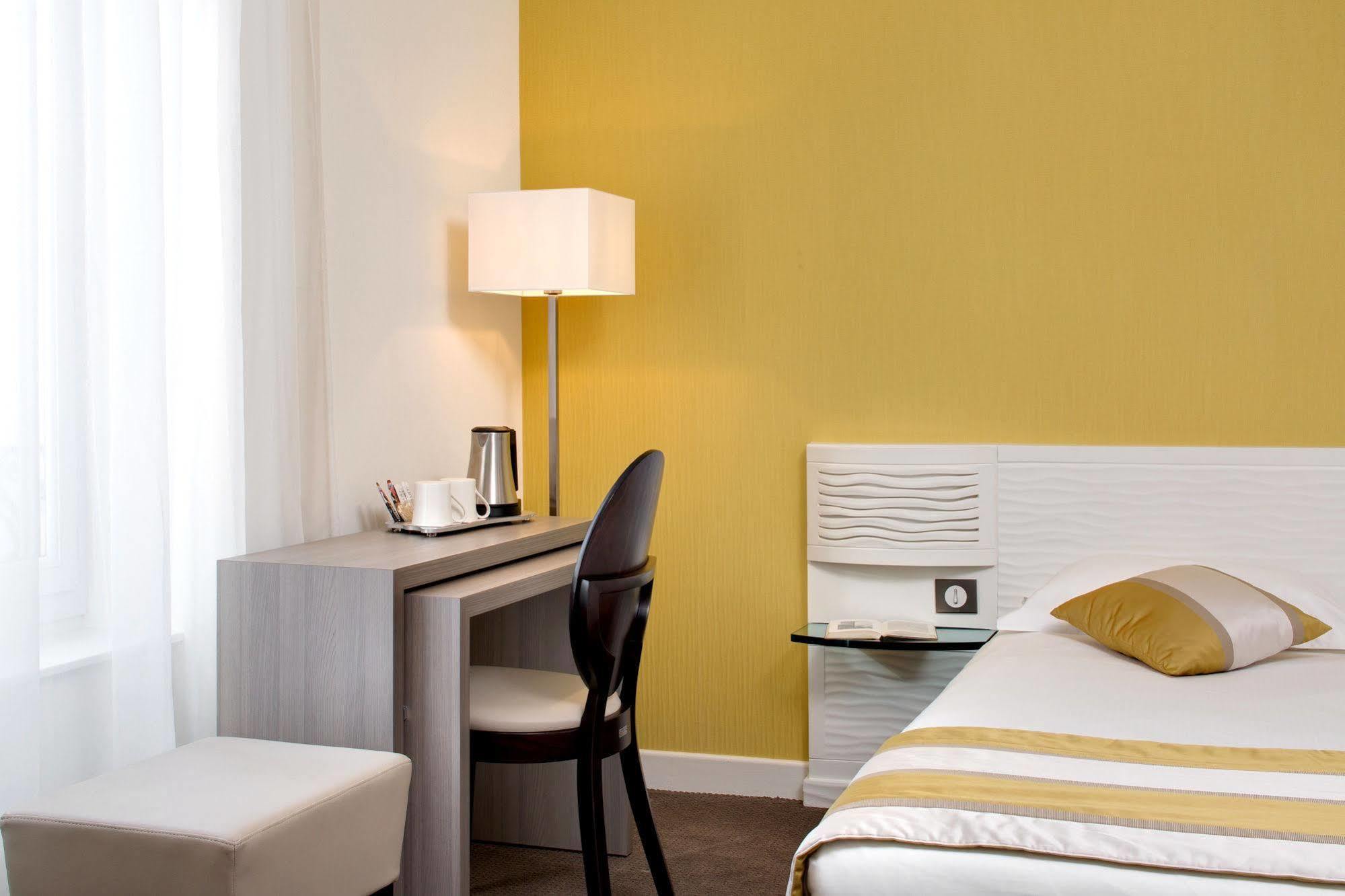 Hotel Arverna Vichy - Clt'Hotel Ngoại thất bức ảnh